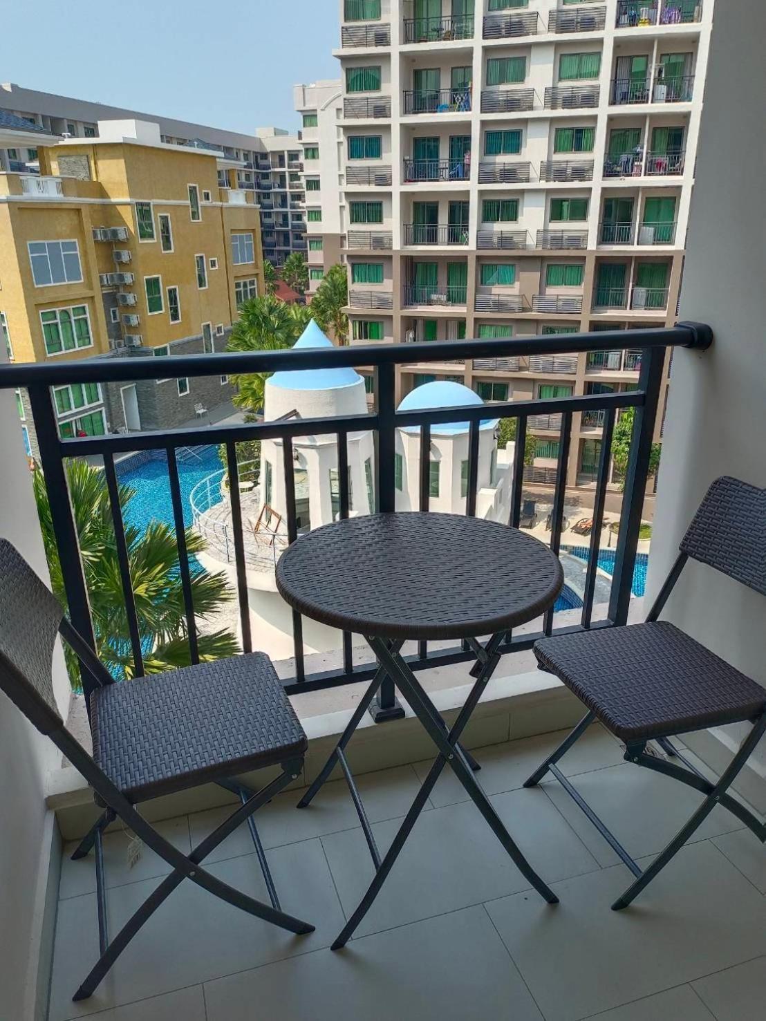Aparthotel Arcadia Beach Continental Pattaya Exterior foto